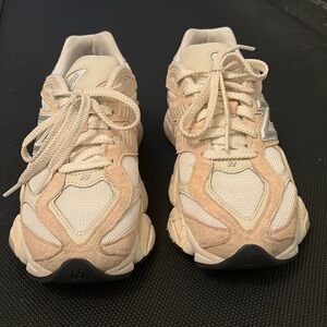 New Balance 9060 Vintage Rose/Sea Salt, size 7.